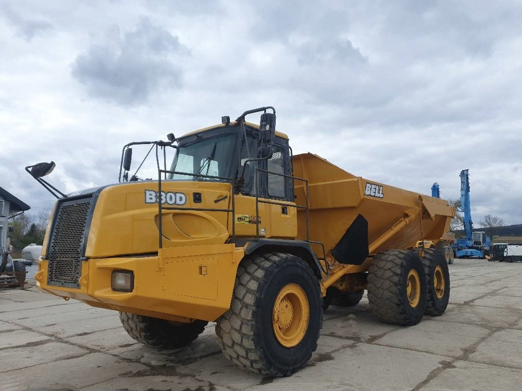 Bell B 30 D - Csuklós dömper: 1 kép. Bell B 30 D - Csuklós dömper: 1 kép.