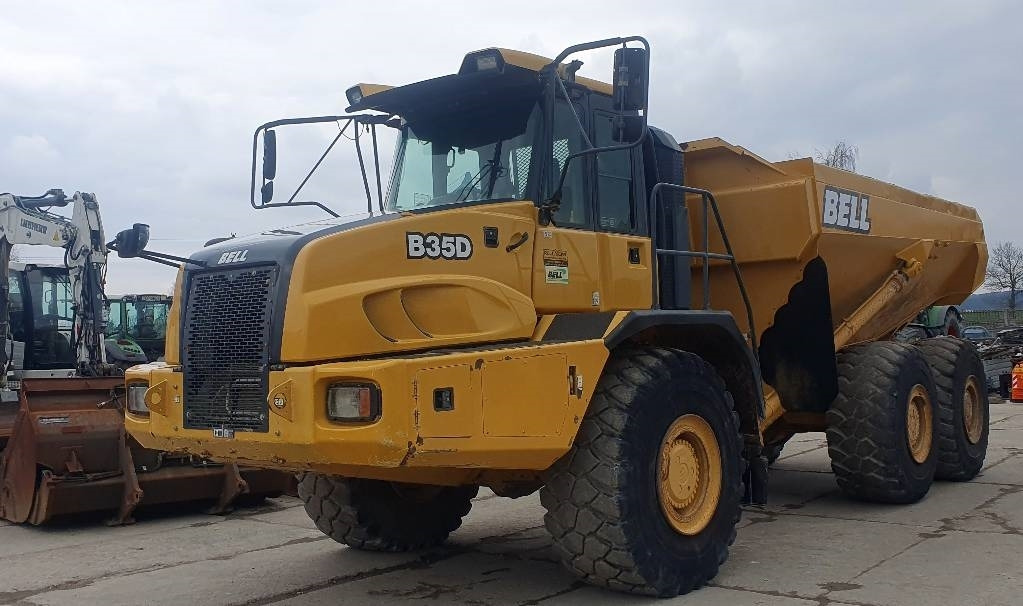 Bell B 35 D - Csuklós dömper: 1 kép. Bell B 35 D - Csuklós dömper: 1 kép.