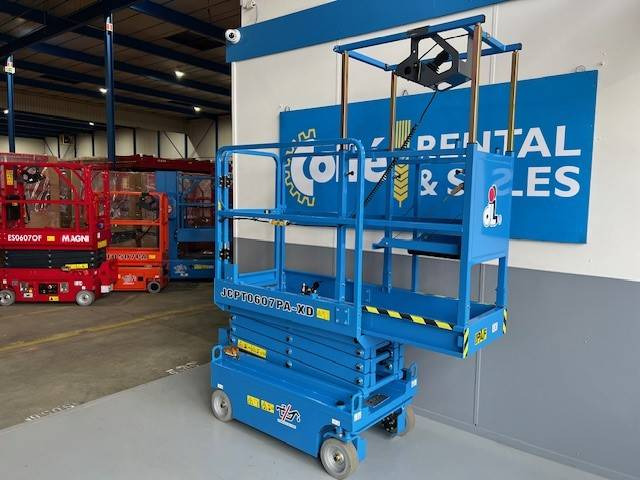 Dingli JCPT 0607 PA‑XD | 2024 - Ollós emelő: 3 kép. Dingli JCPT 0607 PA‑XD | 2024 - Ollós emelő: 3 kép.
