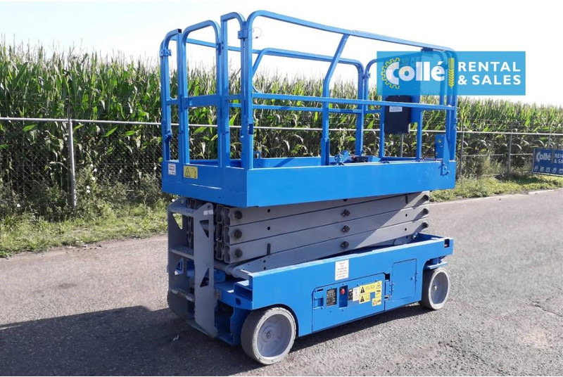 Genie GS 2646 | 2013 - Ollós emelő: 4 kép. Genie GS 2646 | 2013 - Ollós emelő: 4 kép.