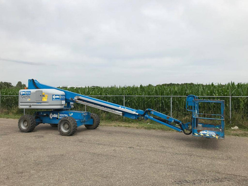 Genie S-45 | 2013 - Teleszkópos emelő: 3 kép. Genie S-45 | 2013 - Teleszkópos emelő: 3 kép.
