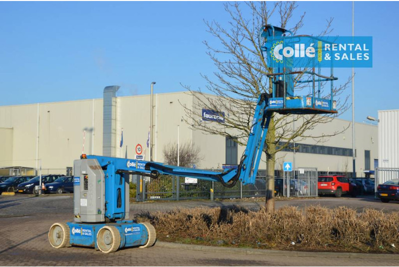 Genie Z-30/20N | 2004 - Személyemelő: 1 kép. Genie Z-30/20N | 2004 - Személyemelő: 1 kép.