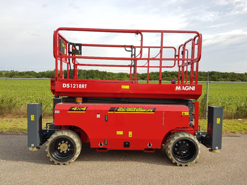 MAGNI DS 1218 RT | 2024 - Ollós emelő: 1 kép. MAGNI DS 1218 RT | 2024 - Ollós emelő: 1 kép.
