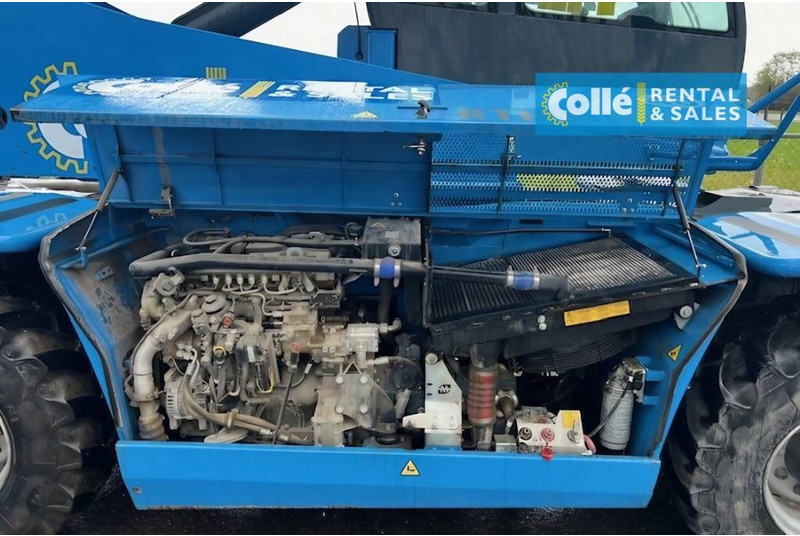 Teleszkópos rakodó MAGNI RTH 6.30 SH | 2017: 9 kép.