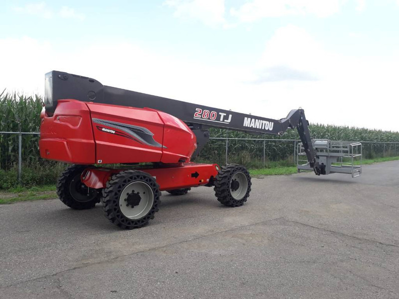Manitou 280 TJ | 2016 - Teleszkópos emelő: 4 kép. Manitou 280 TJ | 2016 - Teleszkópos emelő: 4 kép.