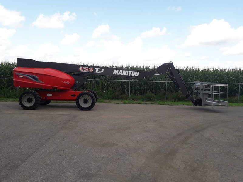 Manitou 280 TJ | 2016 - Teleszkópos emelő: 1 kép. Manitou 280 TJ | 2016 - Teleszkópos emelő: 1 kép.