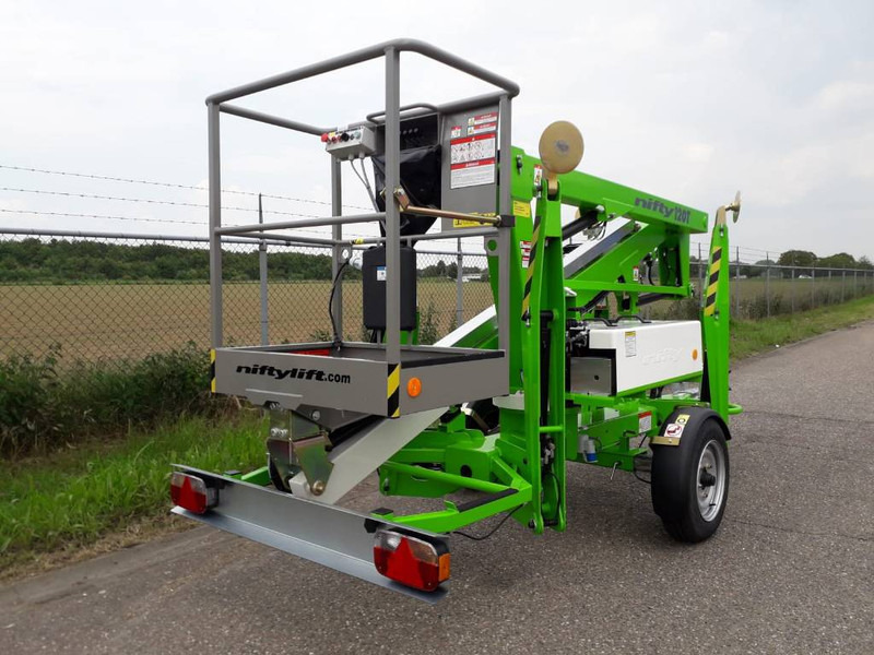 Niftylift 120 T E - Emelőkosaras utánfutó: 5 kép. Niftylift 120 T E - Emelőkosaras utánfutó: 5 kép.