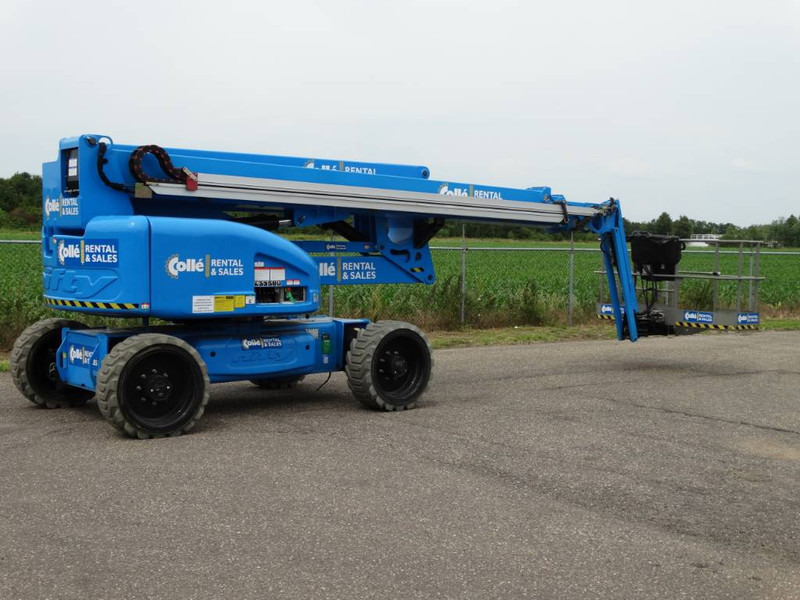 Niftylift HR 28 Hybrid 4x4 - Személyemelő: 3 kép. Niftylift HR 28 Hybrid 4x4 - Személyemelő: 3 kép.