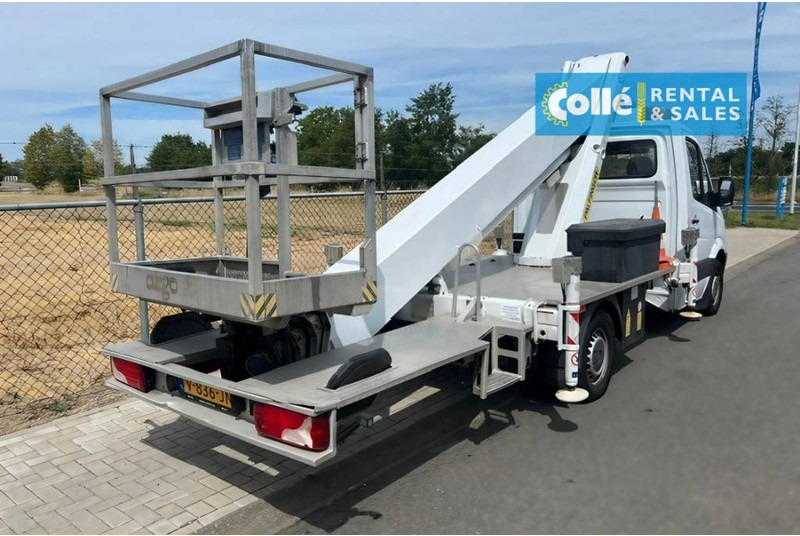 Palfinger P 260 B | 2017 - Emelőkosaras teherautó: 5 kép. Palfinger P 260 B | 2017 - Emelőkosaras teherautó: 5 kép.