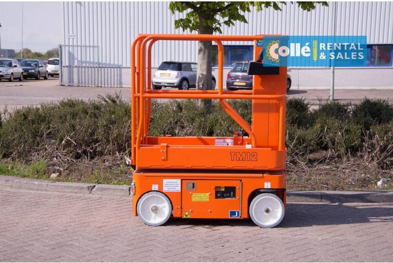 Snorkel TM 12 | 2016 - Ollós emelő: 1 kép. Snorkel TM 12 | 2016 - Ollós emelő: 1 kép.