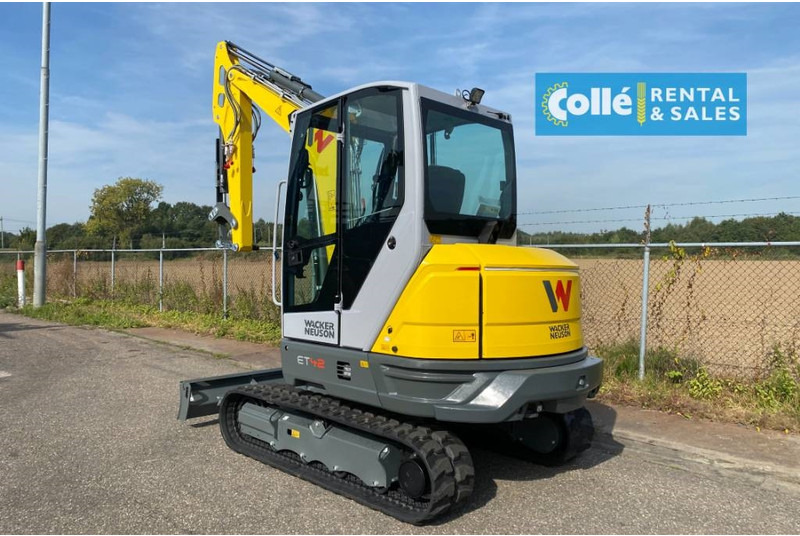 WACKER NEUSON ET42 | 2022 - Minikotró: 4 kép. WACKER NEUSON ET42 | 2022 - Minikotró: 4 kép.
