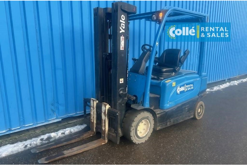 Yale ERP 35 | 2015 - Elektromos targonca: 2 kép. Yale ERP 35 | 2015 - Elektromos targonca: 2 kép.