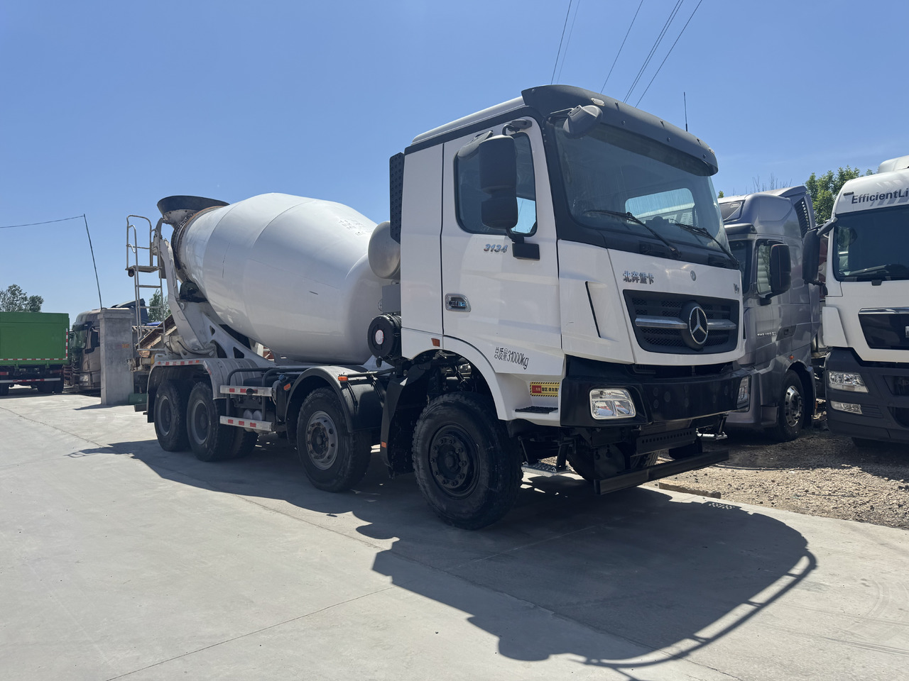 BEIFANG MERCEDES-BENZ - Betonmixer: 1 kép. BEIFANG MERCEDES-BENZ - Betonmixer: 1 kép.