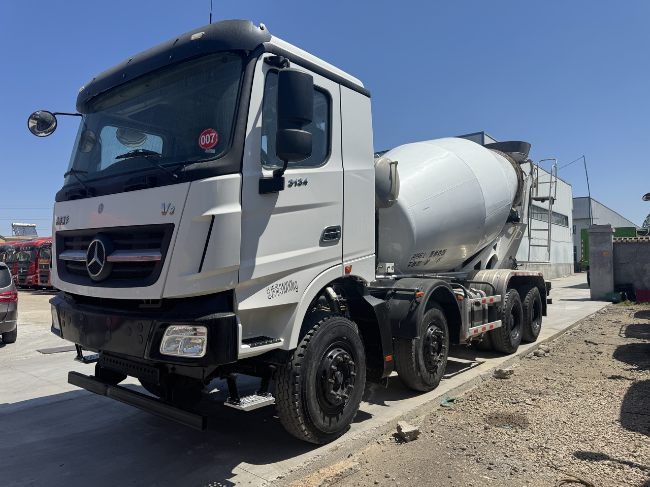 BEIFANG MERCEDES-BENZ - Betonmixer: 4 kép. BEIFANG MERCEDES-BENZ - Betonmixer: 4 kép.