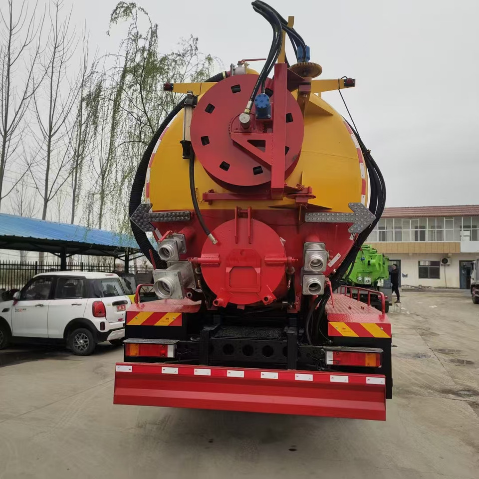 DONFENG - Takarítógép: 2 kép. DONFENG - Takarítógép: 2 kép.