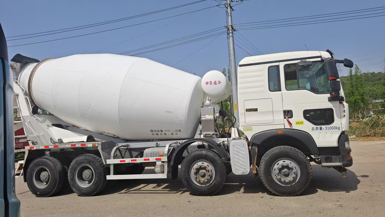 HOWO - Betonmixer: 4 kép. HOWO - Betonmixer: 4 kép.