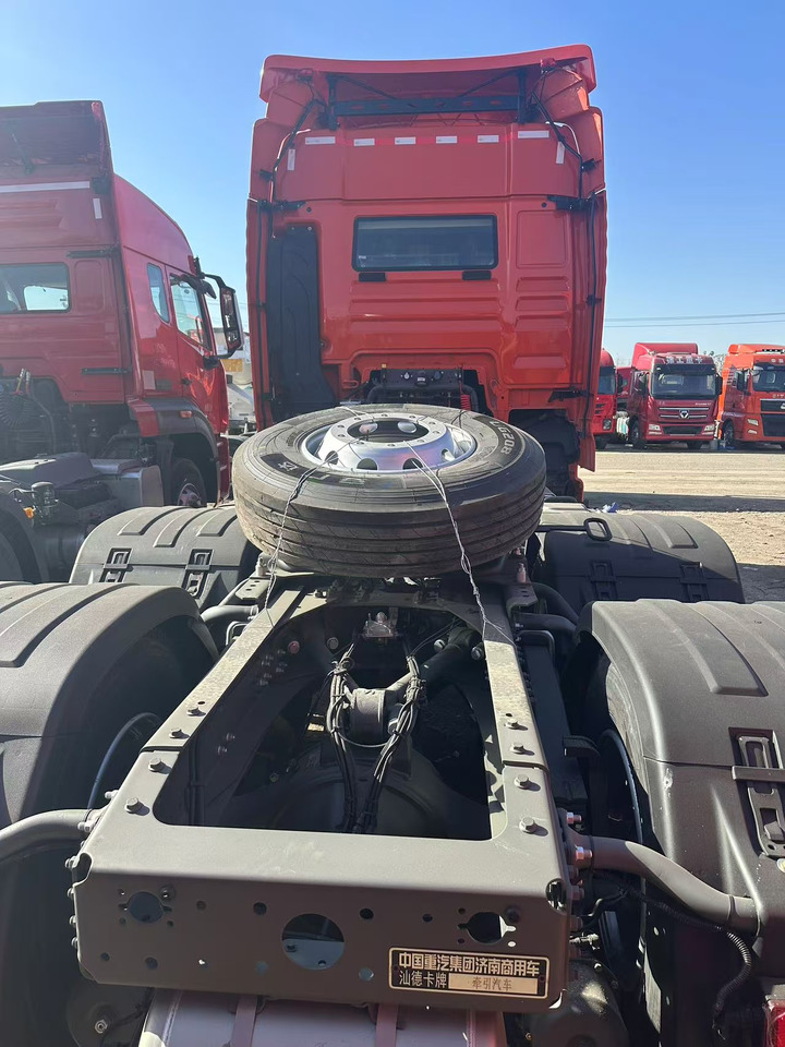 SITRAK - Nyergesvontató: 5 kép. SITRAK - Nyergesvontató: 5 kép.