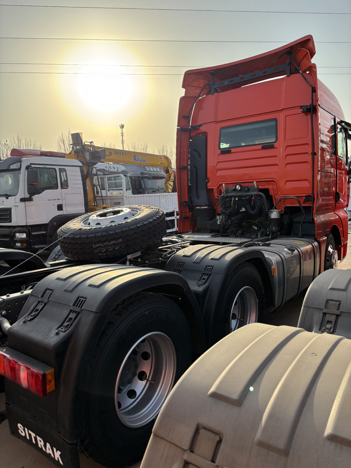 SITRAK - Nyergesvontató: 3 kép. SITRAK - Nyergesvontató: 3 kép.