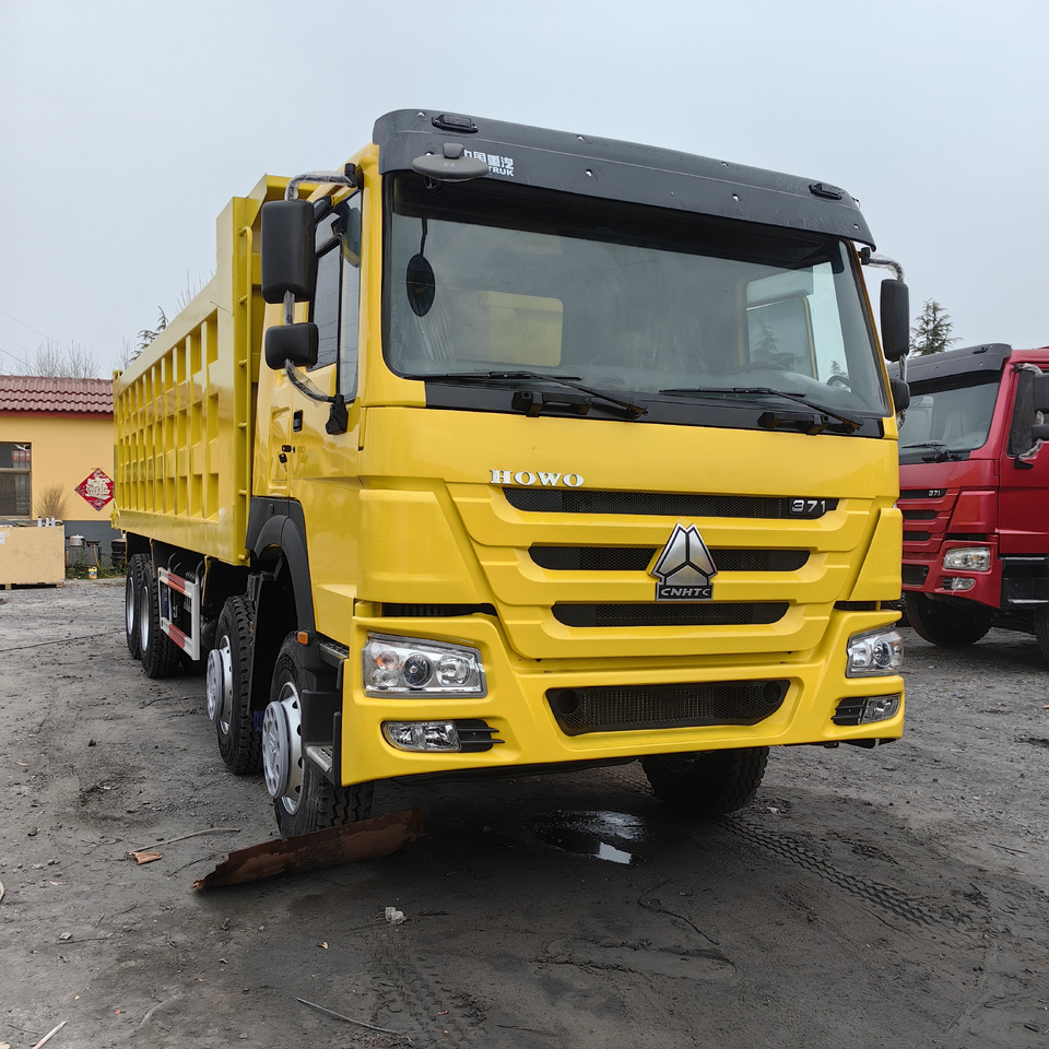 Sinotruckhowo - Billenőplatós teherautó: 1 kép. Sinotruckhowo - Billenőplatós teherautó: 1 kép.