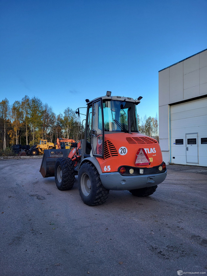 Atlas 65 Pyöräkuormaaja, 2005, Kouvola - Gumikerekes homlokrakodó: 4 kép. Atlas 65 Pyöräkuormaaja, 2005, Kouvola - Gumikerekes homlokrakodó: 4 kép.