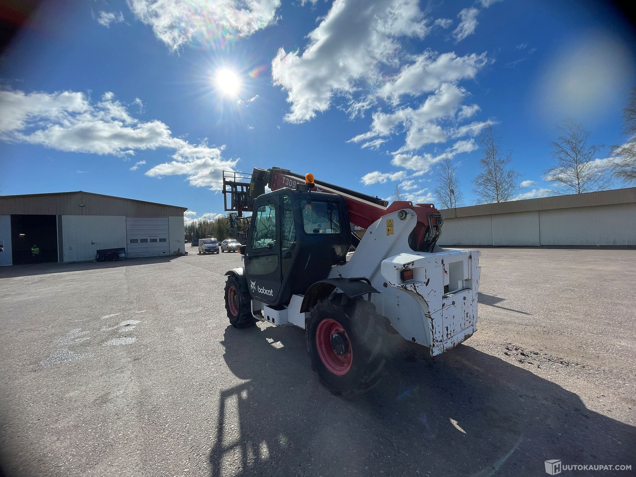 Bobcat T3093CD, 2000, Kurottaja, Oripää - Teleszkópos rakodó: 4 kép. Bobcat T3093CD, 2000, Kurottaja, Oripää - Teleszkópos rakodó: 4 kép.