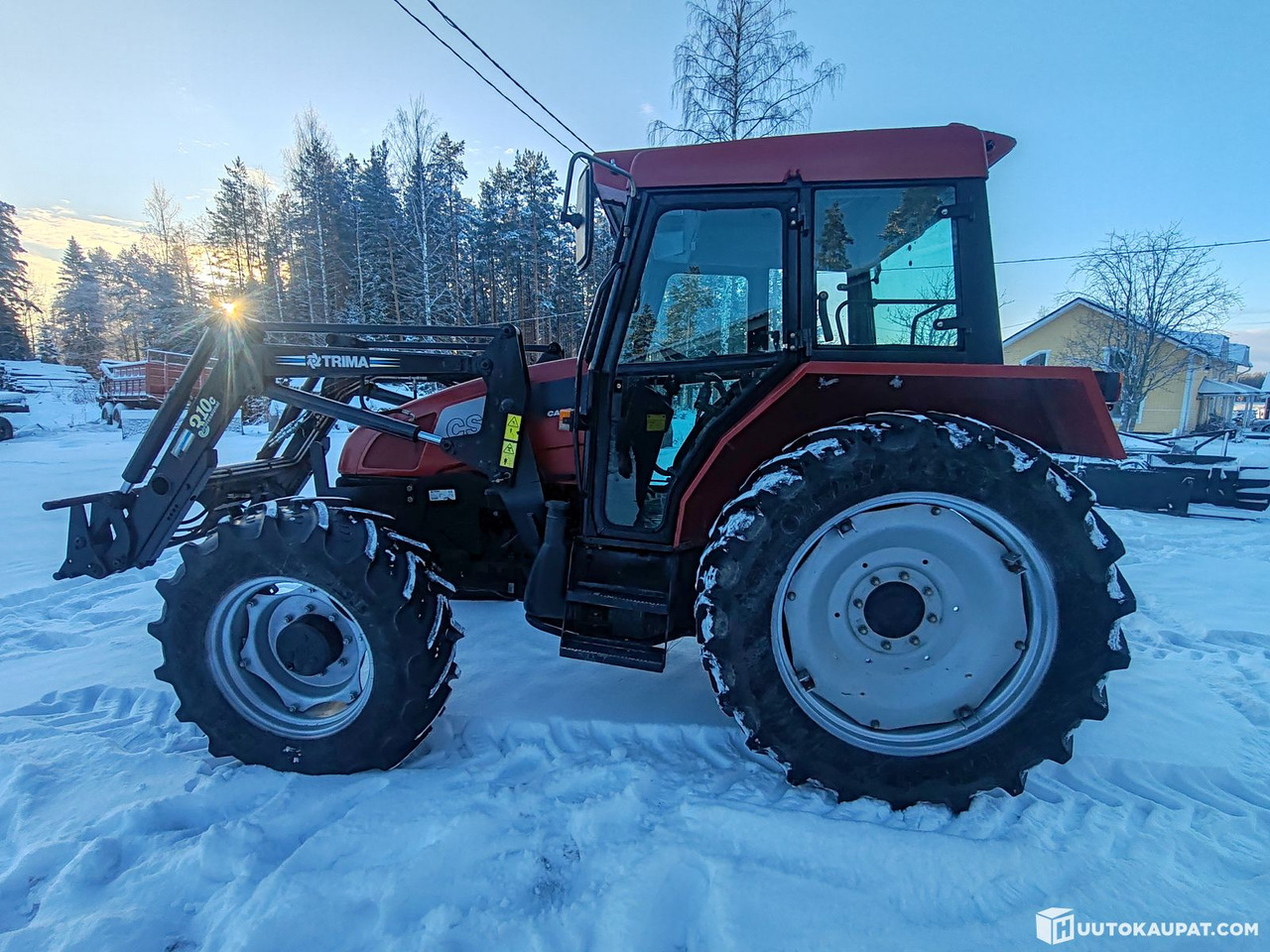 Case IH CS75 traktori etukuormaajalla, 3912H, 2003, Alajärvi - Traktor: 1 kép. Case IH CS75 traktori etukuormaajalla, 3912H, 2003, Alajärvi - Traktor: 1 kép.