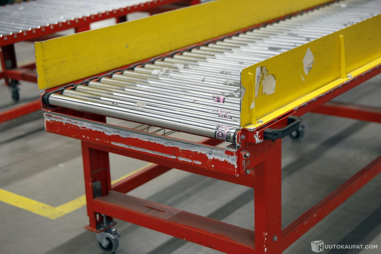 Moottoroitu, liikuteltava rullakuljetin, Ferroplan Oy. LGS6020, Vantaa - Egyéb gépek: 5 kép. Moottoroitu, liikuteltava rullakuljetin, Ferroplan Oy. LGS6020, Vantaa - Egyéb gépek: 5 kép.