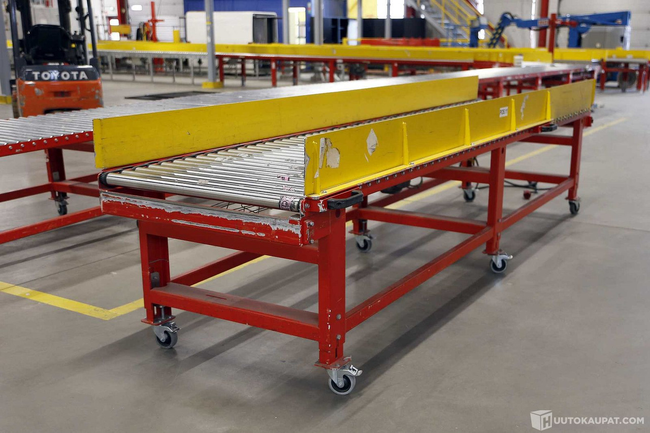 Moottoroitu, liikuteltava rullakuljetin, Ferroplan Oy. LGS6020, Vantaa - Egyéb gépek: 1 kép. Moottoroitu, liikuteltava rullakuljetin, Ferroplan Oy. LGS6020, Vantaa - Egyéb gépek: 1 kép.