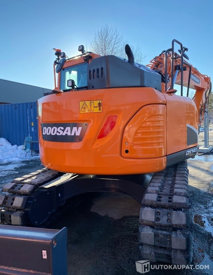Doosan DX 140LCR-5, 2021, SMP-rototilt, puskulevy ja rasvari, Stage5, Helsinki - Építőipari gépek: 2 kép. Doosan DX 140LCR-5, 2021, SMP-rototilt, puskulevy ja rasvari, Stage5, Helsinki - Építőipari gépek: 2 kép.