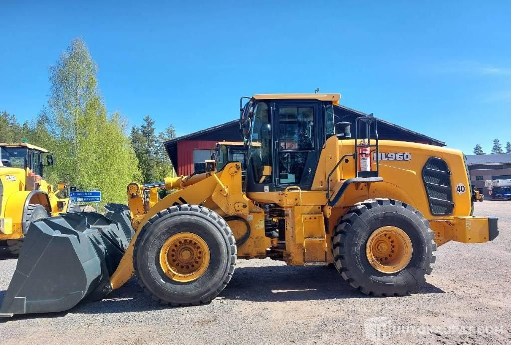 Építőipari gépek Hyundai HL 960, 2016, 10 210 h Pyöräkuormaaja Nähtävillä Okra messuilla, Oripää: 1 kép.