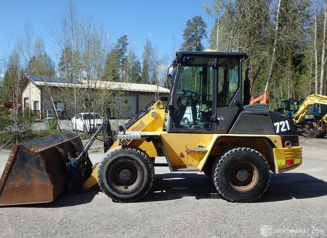 Kramer 721 4x4 40 km/h, 2002, 4.2 l, Diesel, 9 979 h Kuormaaja, Forssa - Építőipari gépek: 2 kép. Kramer 721 4x4 40 km/h, 2002, 4.2 l, Diesel, 9 979 h Kuormaaja, Forssa - Építőipari gépek: 2 kép.