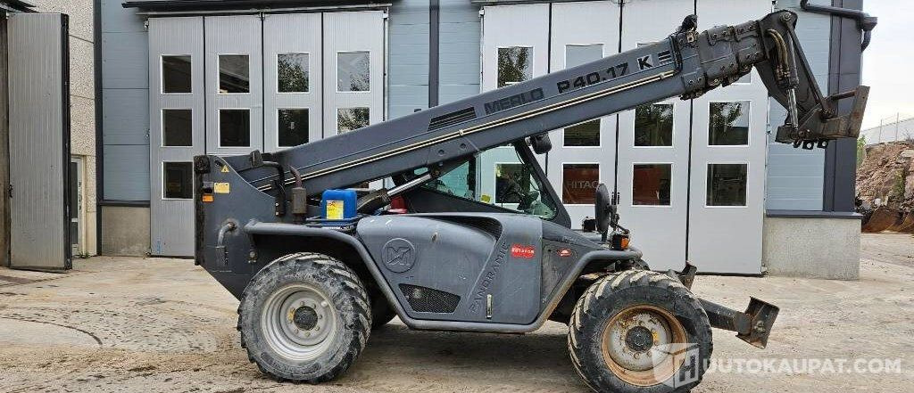 Merlo P 40.17 K, 2005, 8 482 h Kurottaja, Vantaa - Építőipari gépek: 2 kép. Merlo P 40.17 K, 2005, 8 482 h Kurottaja, Vantaa - Építőipari gépek: 2 kép.