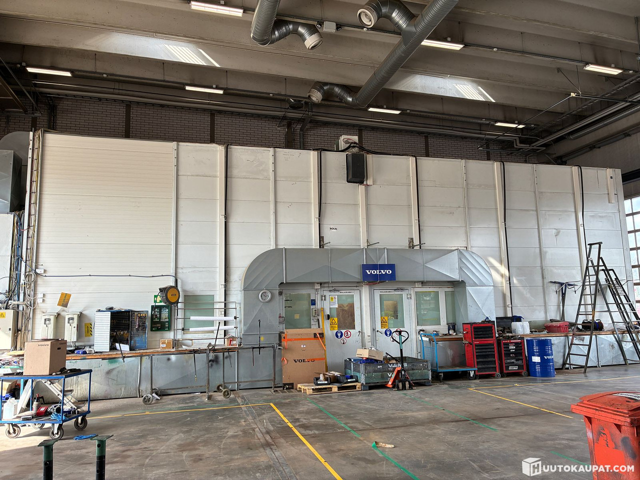 Muu merkki Maalauskammio Raskaalle kalustolle ja työkoneille, Vantaa - Ipari gép: 1 kép. Muu merkki Maalauskammio Raskaalle kalustolle ja työkoneille, Vantaa - Ipari gép: 1 kép.