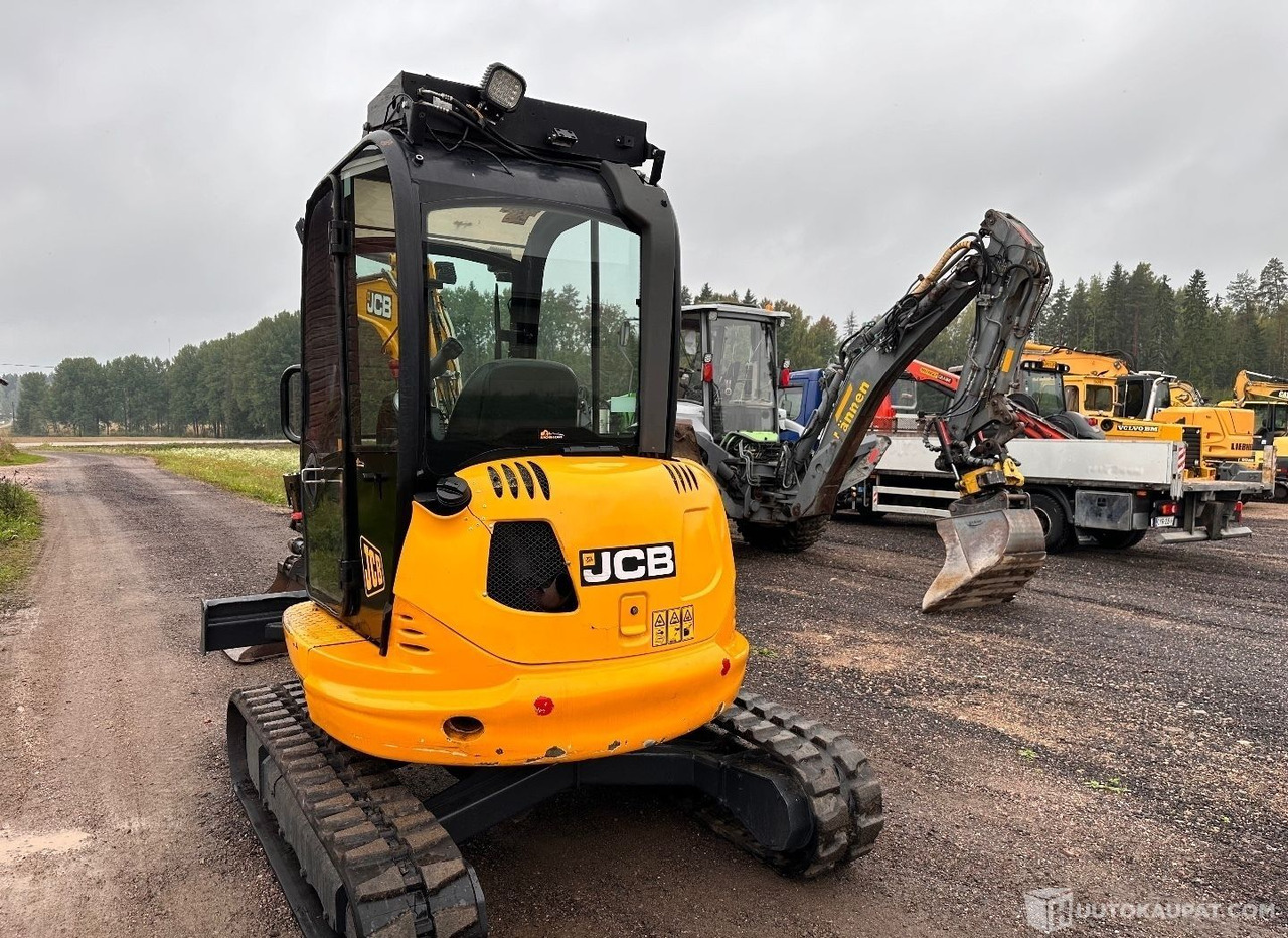 JCB 8035 ZTS, 2017, telakaivinkone pyörittäjällä, 3 755 h, Lahti - Minikotró: 5 kép. JCB 8035 ZTS, 2017, telakaivinkone pyörittäjällä, 3 755 h, Lahti - Minikotró: 5 kép.