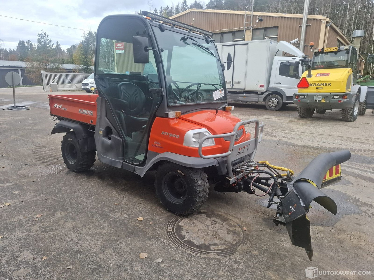 Kubota RTV 900, 2007, Traktorimönkijä, Sis alv 25,5%, Nurmijärvi - Hóeltakarító gép: 4 kép. Kubota RTV 900, 2007, Traktorimönkijä, Sis alv 25,5%, Nurmijärvi - Hóeltakarító gép: 4 kép.