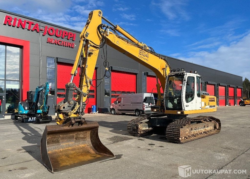 Liebherr 904 / Engcon, Kauha, Rasvari, Lämmitin, 2004, 20 987 h Kaivinkone, Ilmajoki - Lánctalpas kotró: 4 kép. Liebherr 904 / Engcon, Kauha, Rasvari, Lämmitin, 2004, 20 987 h Kaivinkone, Ilmajoki - Lánctalpas kotró: 4 kép.