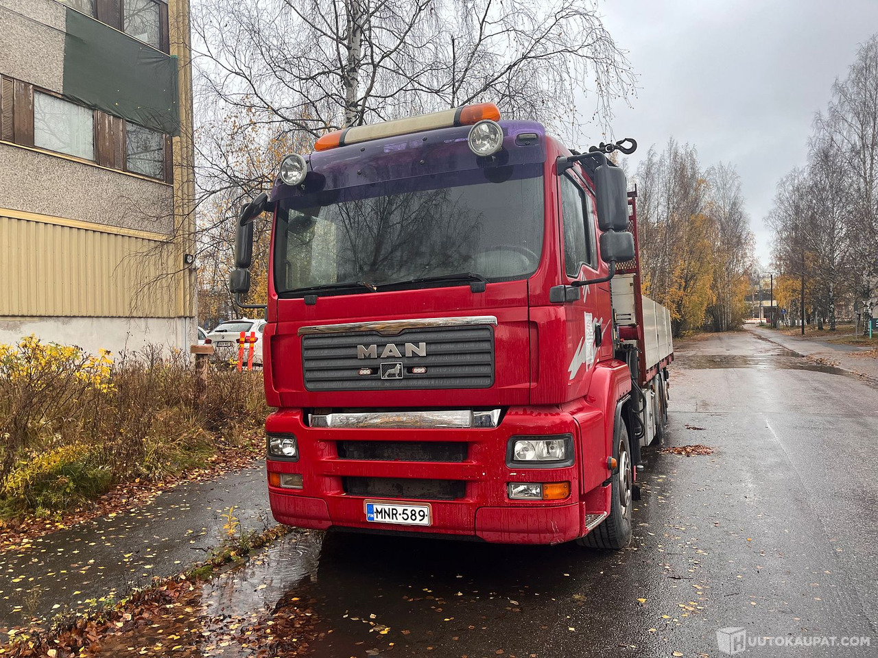 MAN TGA 26.400, kuorma-auto nosturilla, Nosturi kympitetty!, 2008, Helsinki - Platós teherautó, Darus autó: 2 kép. MAN TGA 26.400, kuorma-auto nosturilla, Nosturi kympitetty!, 2008, Helsinki - Platós teherautó, Darus autó: 2 kép.