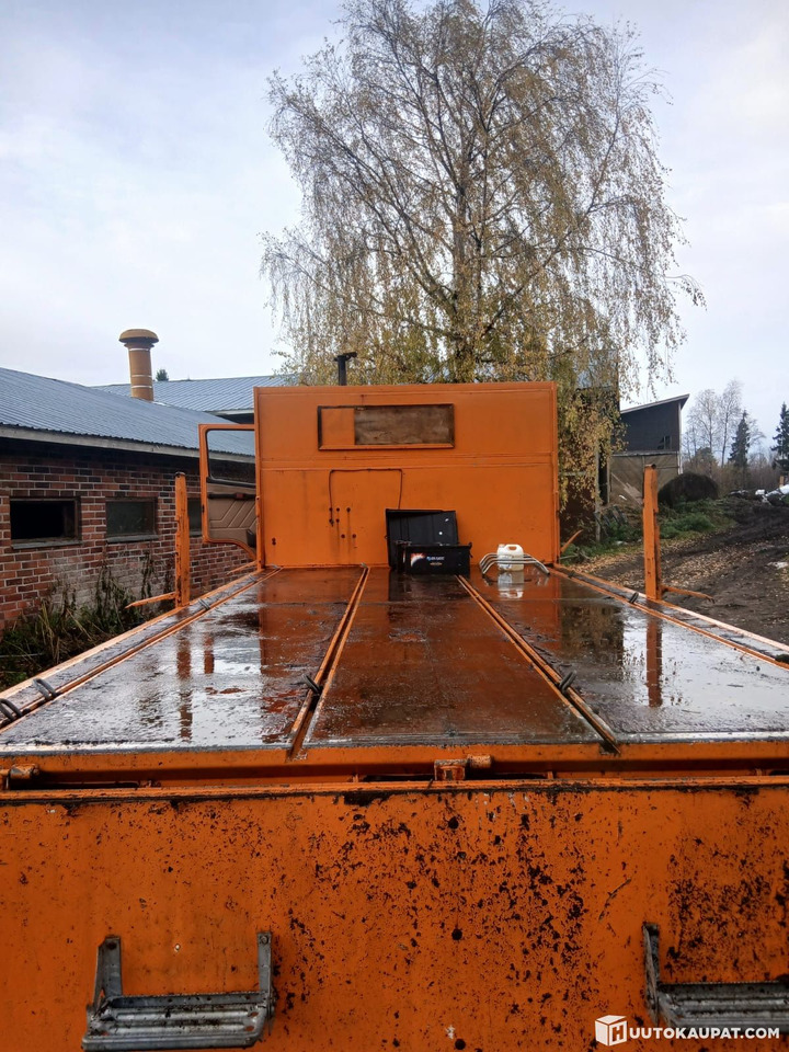 Mercedes-Benz 1114, 1992, Rautalampi - Platós teherautó: 5 kép. Mercedes-Benz 1114, 1992, Rautalampi - Platós teherautó: 5 kép.