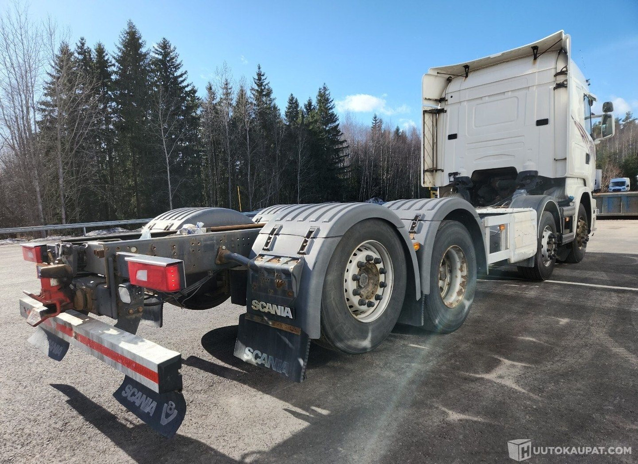 Scania R520 2+2 Alusta, 2015, 16.0 l, Diesel, 880 000 km, Vantaa - Alvaz teherautó: 3 kép. Scania R520 2+2 Alusta, 2015, 16.0 l, Diesel, 880 000 km, Vantaa - Alvaz teherautó: 3 kép.