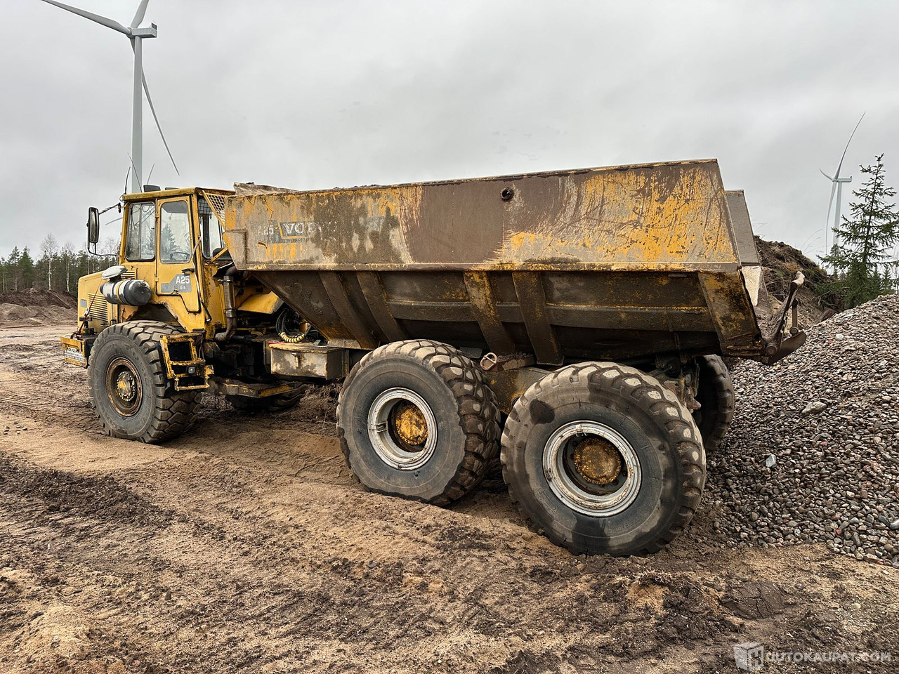 Volvo BM A25 6x6, 1991, Kurikka - Csuklós dömper: 2 kép. Volvo BM A25 6x6, 1991, Kurikka - Csuklós dömper: 2 kép.