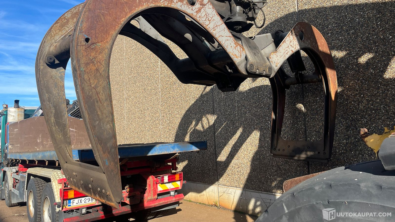 Volvo L180F Highlift, Hamina - Gumikerekes homlokrakodó: 5 kép. Volvo L180F Highlift, Hamina - Gumikerekes homlokrakodó: 5 kép.