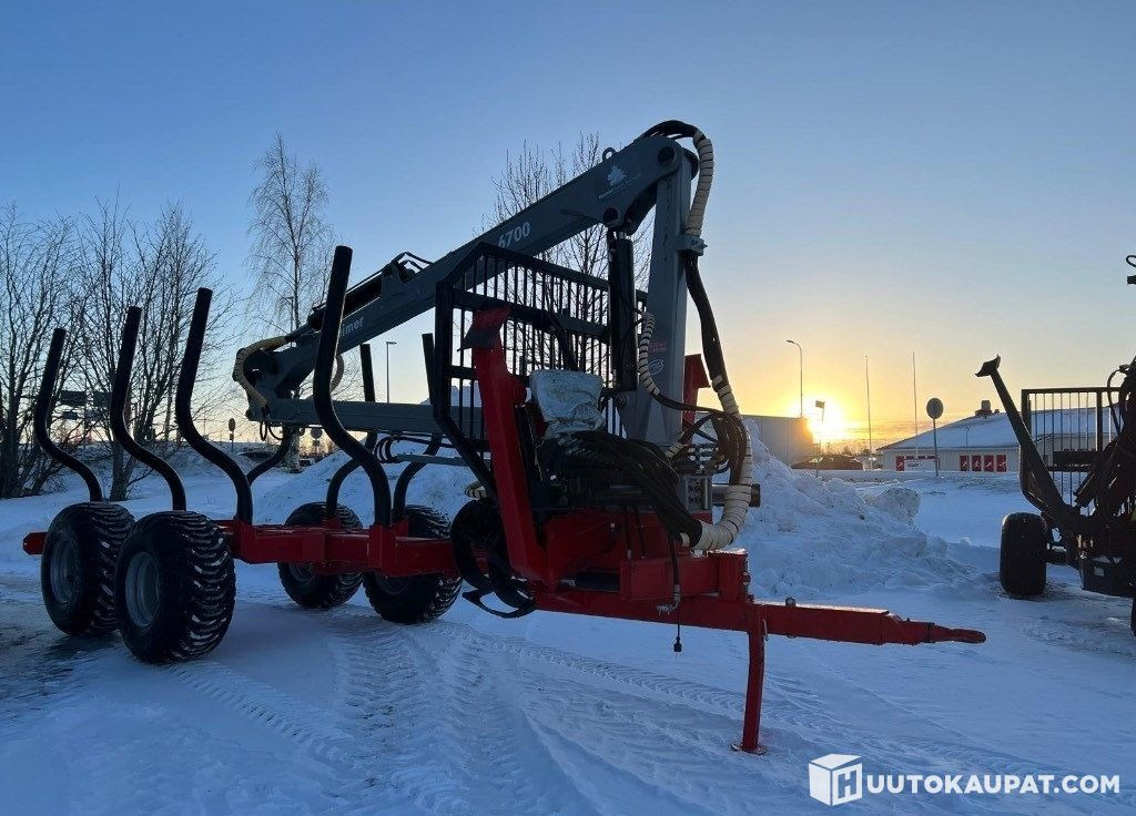 Weimer WE 6700 WE 10 forestry trailer package, 2016, Ylivieska - Erdészeti pótkocsi: 4 kép. Weimer WE 6700 WE 10 forestry trailer package, 2016, Ylivieska - Erdészeti pótkocsi: 4 kép.