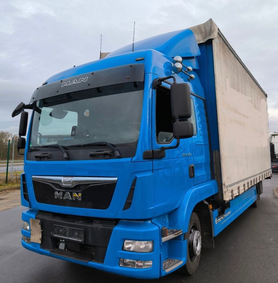 MAN TGL 12.250 cena za ZESTAW TANDEM UNIKAT przebieg z Niemiec MANUAL HAK / EURO 6 / przyczepa zestaw jumbo / opony 80% - Ponyvás teherautó: 5 kép. MAN TGL 12.250 cena za ZESTAW TANDEM UNIKAT przebieg z Niemiec MANUAL HAK / EURO 6 / przyczepa zestaw jumbo / opony 80% - Ponyvás teherautó: 5 kép.