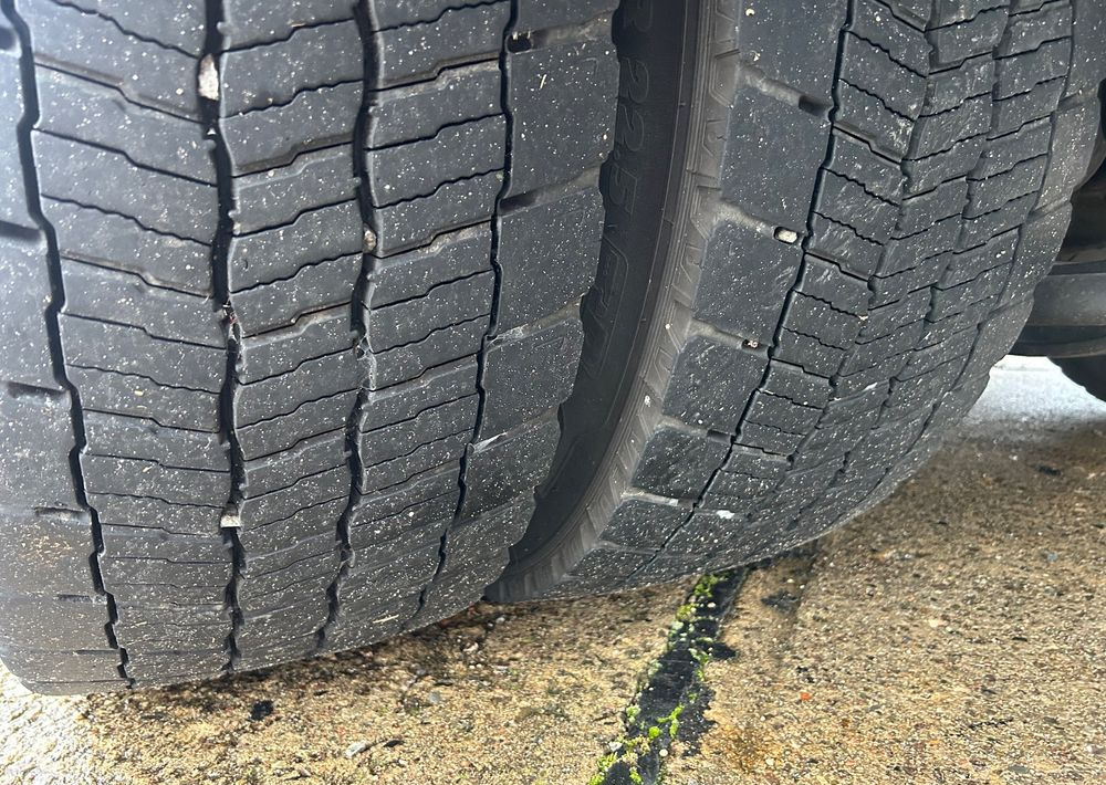 Hűtős teherautó MAN TGM 18.290 2017 Supra 1250 mt z Niemiec / winda Klima webasto Michelin / OKAZJA Carrier TOP: 14 kép. Hűtős teherautó MAN TGM 18.290 2017 Supra 1250 mt z Niemiec / winda Klima webasto Michelin / OKAZJA Carrier TOP: 14 kép.