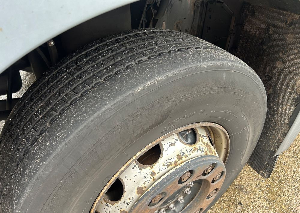 Hűtős teherautó MAN TGM 18.290 2017 Supra 1250 mt z Niemiec / winda Klima webasto Michelin / OKAZJA Carrier TOP: 15 kép. Hűtős teherautó MAN TGM 18.290 2017 Supra 1250 mt z Niemiec / winda Klima webasto Michelin / OKAZJA Carrier TOP: 15 kép.