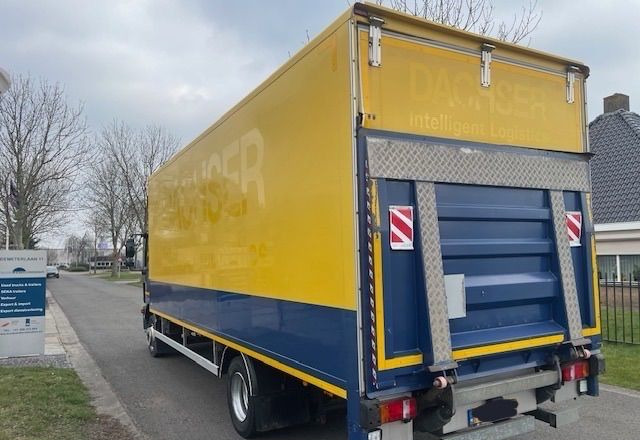 MAN TGM TGL 12.250 z Holandii KLIMA 7.2m AUTOMAT WINDA TOP CENA euro 6 nauka jazdy ESP ASR - Dobozos felépítményű teherautó: 5 kép. MAN TGM TGL 12.250 z Holandii KLIMA 7.2m AUTOMAT WINDA TOP CENA euro 6 nauka jazdy ESP ASR - Dobozos felépítményű teherautó: 5 kép.