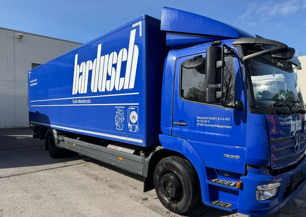 Mercedes-Benz Atego 1530 UNIKAT 289k km !! Z Niemiec TOP jak nowy ! Przód i tył na poduszkach 15t DMC / zaczep / 7.45m 18 palet TOP STAN - Dobozos felépítményű teherautó: 2 kép. Mercedes-Benz Atego 1530 UNIKAT 289k km !! Z Niemiec TOP jak nowy ! Przód i tył na poduszkach 15t DMC / zaczep / 7.45m 18 palet TOP STAN - Dobozos felépítményű teherautó: 2 kép.