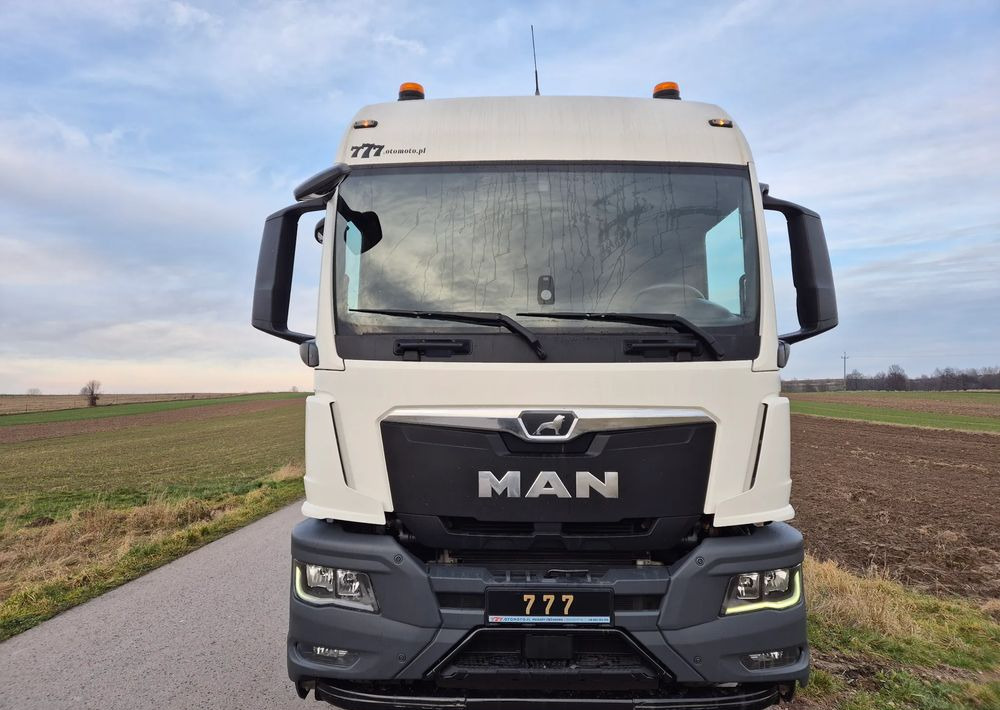 MAN TGS 18.470 NAUKA JAZDY STANDARD 4x2 / TGX 18.360 400 510 460 500 TOP STAN / ŚWIEŻO SPROWADZONY - Nyergesvontató: 5 kép. MAN TGS 18.470 NAUKA JAZDY STANDARD 4x2 / TGX 18.360 400 510 460 500 TOP STAN / ŚWIEŻO SPROWADZONY - Nyergesvontató: 5 kép.