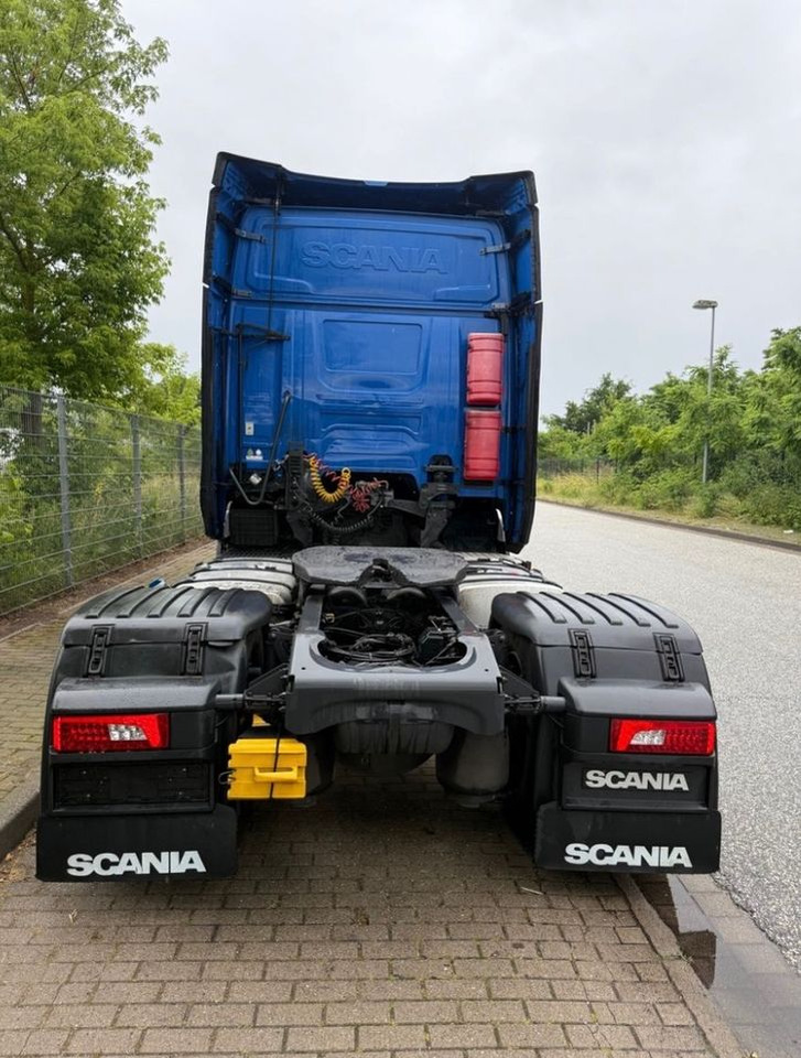 Scania R410 RETARDER FULL LED 2 ZBIORNIKI / KLIMA POSTOJOWA / VIRTUAL COCPIT z Niemiec - Nyergesvontató: 4 kép. Scania R410 RETARDER FULL LED 2 ZBIORNIKI / KLIMA POSTOJOWA / VIRTUAL COCPIT z Niemiec - Nyergesvontató: 4 kép.