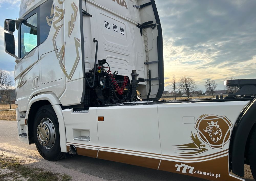 Scania R500 FULL AIR 2019 10x poduszki KLIMA POSTOJOWA / RETARDER / FULL SPOJLER / TOP STAN / od jedynego właściciela ! HYDRAULIKA spod beczki spożywczej ! / do wywrotu ruchomej podłogi beczki TOP TOP - Nyergesvontató: 5 kép. Scania R500 FULL AIR 2019 10x poduszki KLIMA POSTOJOWA / RETARDER / FULL SPOJLER / TOP STAN / od jedynego właściciela ! HYDRAULIKA spod beczki spożywczej ! / do wywrotu ruchomej podłogi beczki TOP TOP - Nyergesvontató: 5 kép.